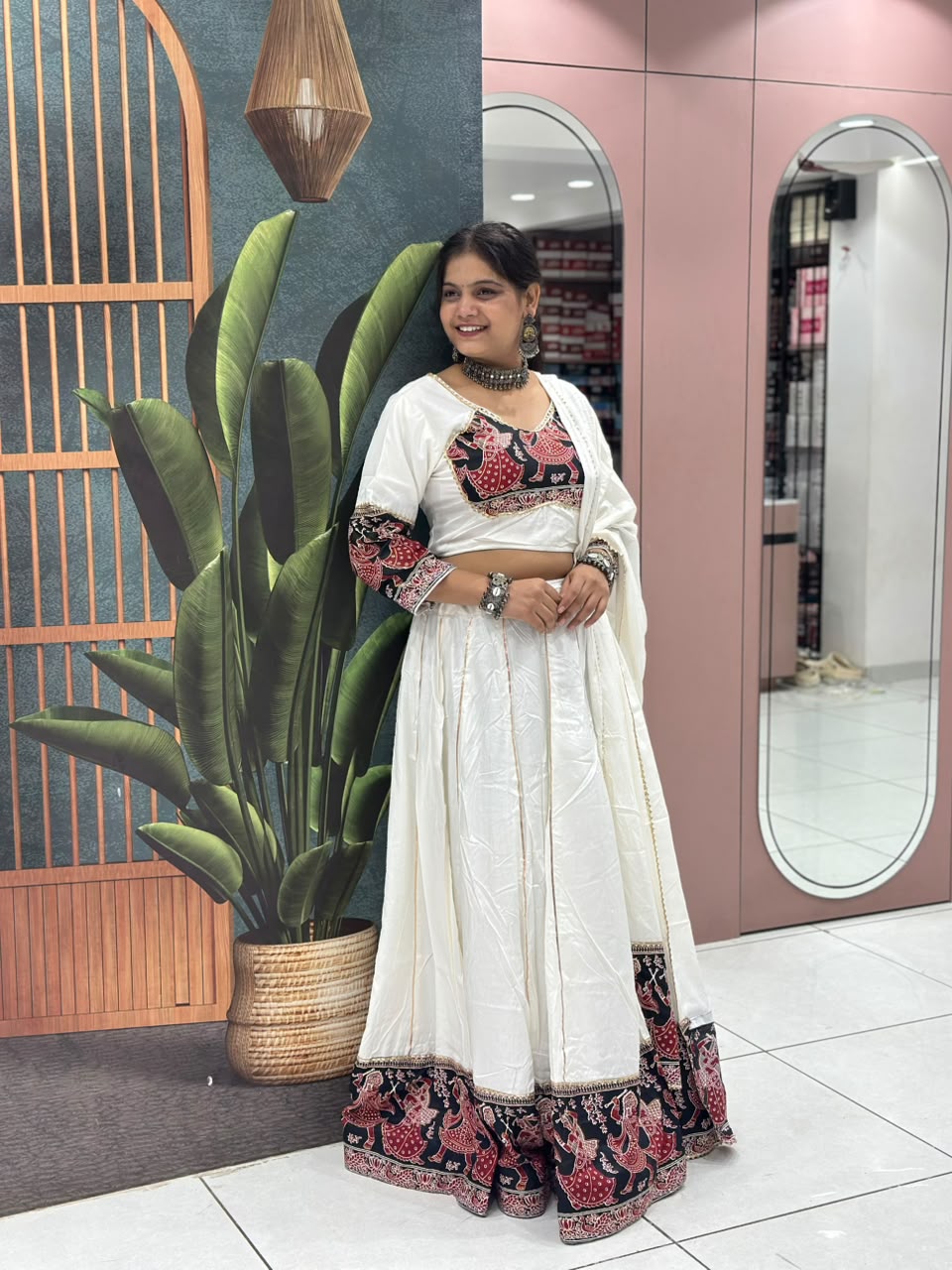 Royal Ivory Kalamkari Bridal Lehenga Set